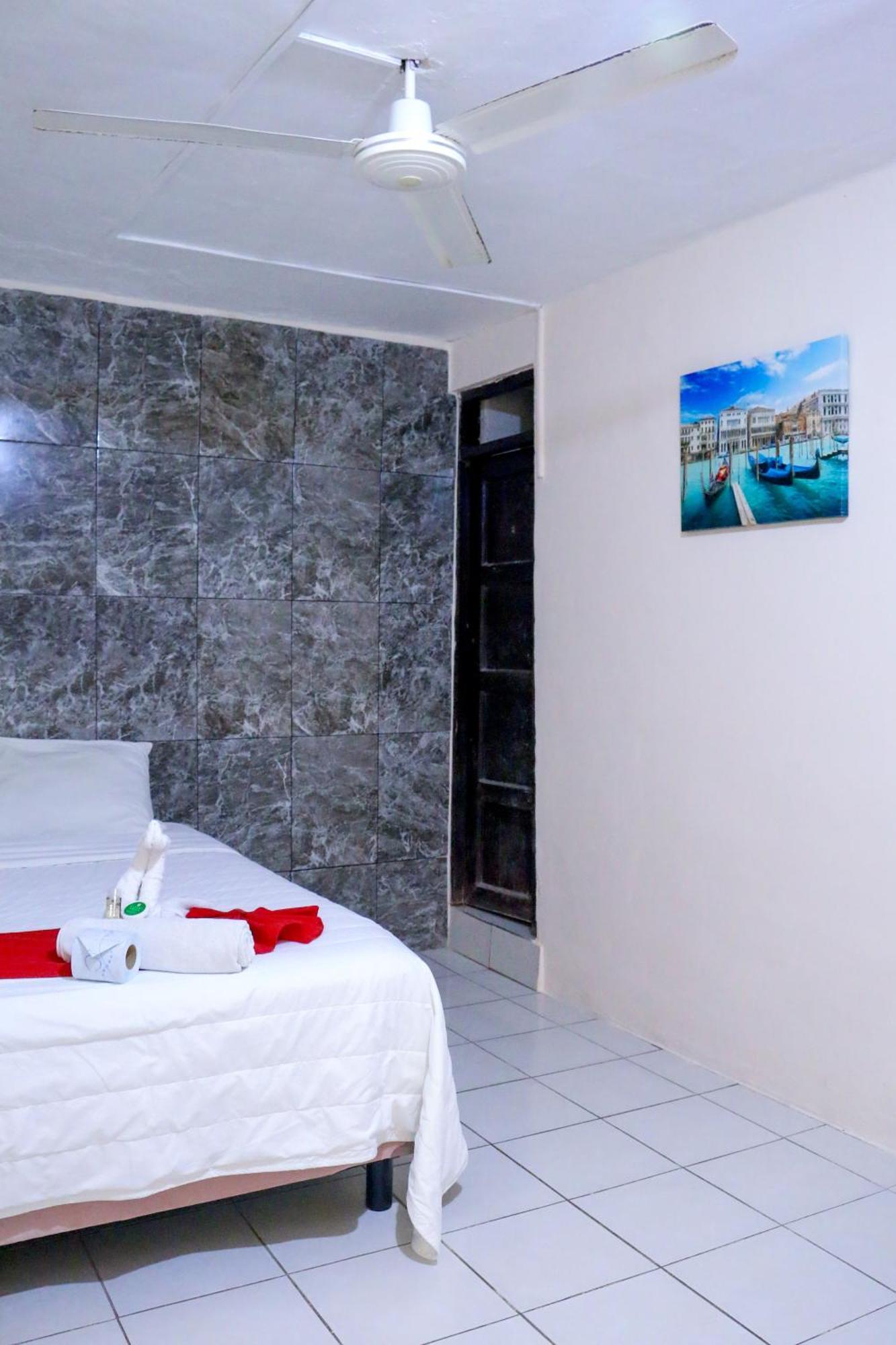 Hotel Rosa del Alba Chetumal Exterior foto